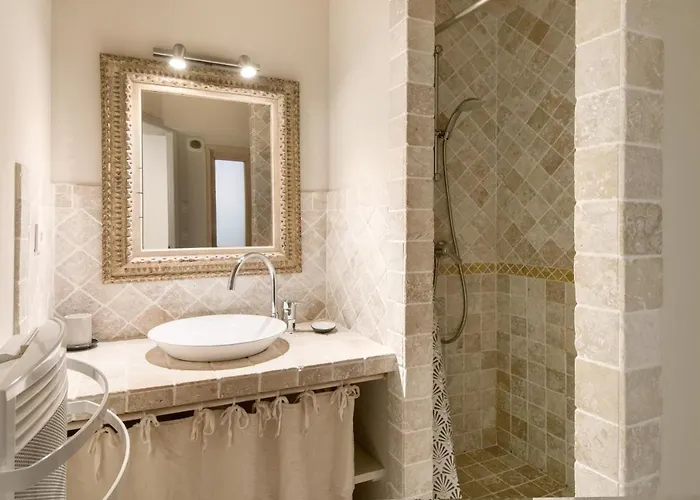 Violette Maison De Charme Au Coeur De St Martin Holiday home *